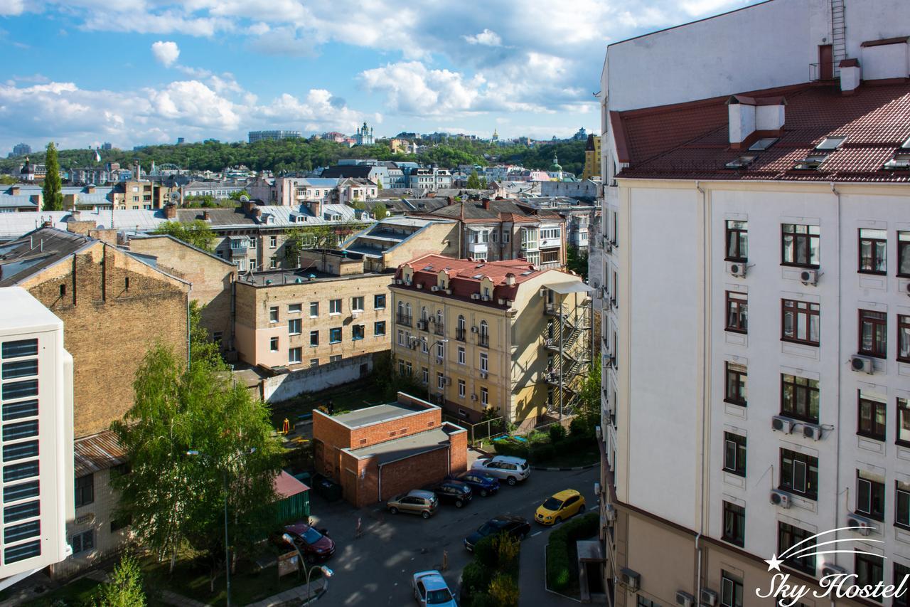Sky Hostel Kiev Exterior foto