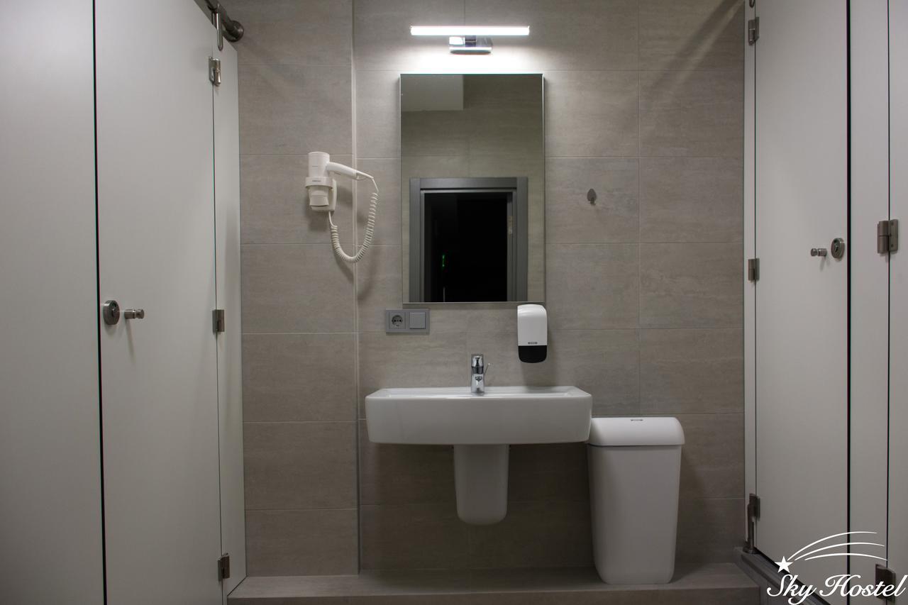 Sky Hostel Kiev Exterior foto